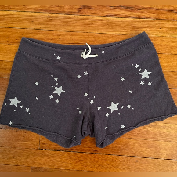 Monrow Pants - Monrow Star Sweatshorts with Tie